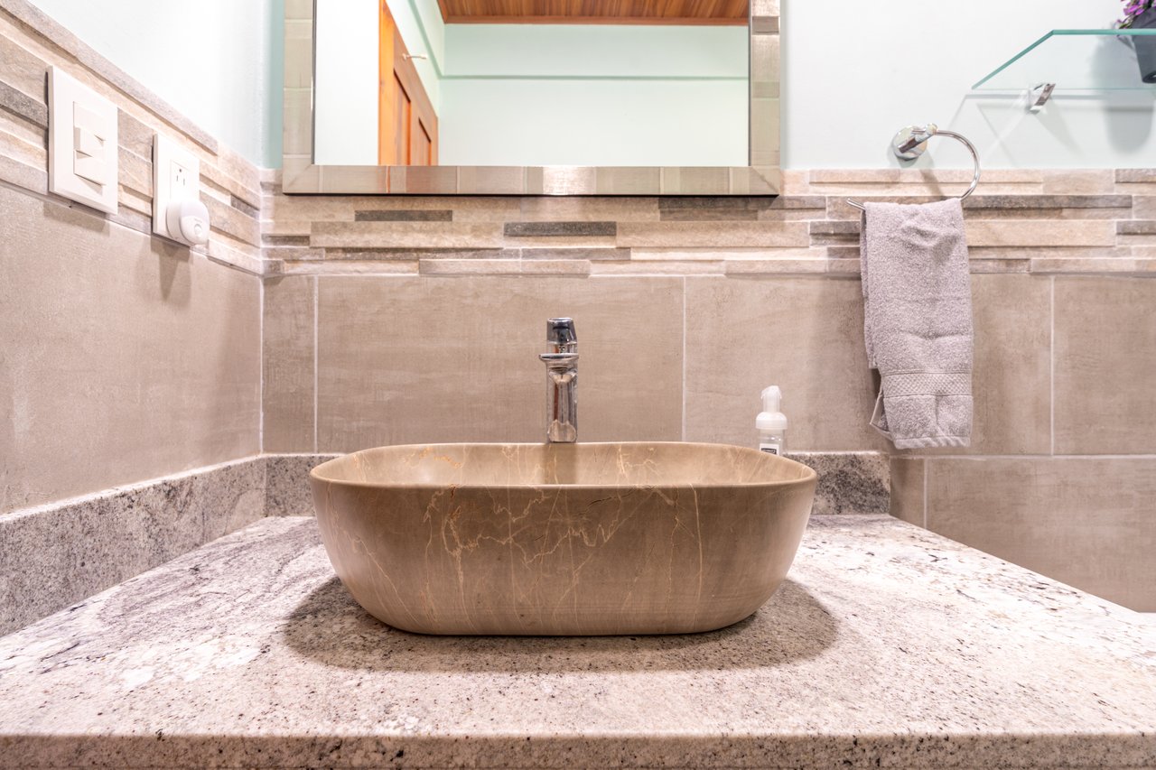 Casa Sea Breeze- Spectacular Ocean-View Home and Guest Villa in Prime Ojochal Location