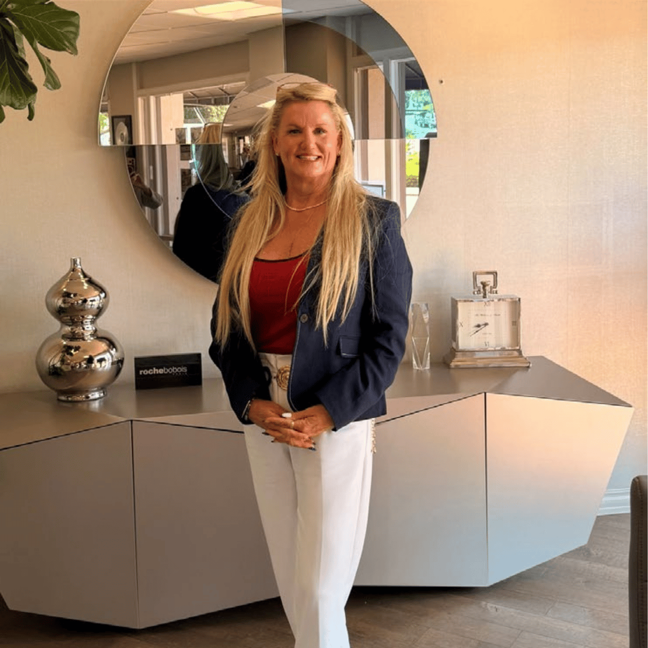 Sherrie O. La Jolla, CA Real Estate Agent Headshot 
