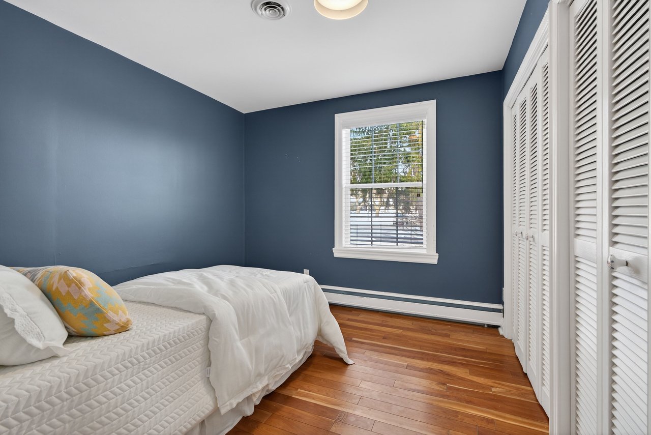 Aldershot Ranch-Style Oasis