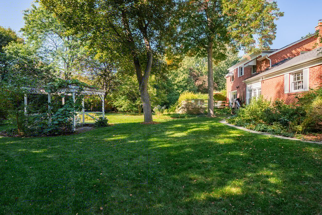 Half Acre in Lorne Park