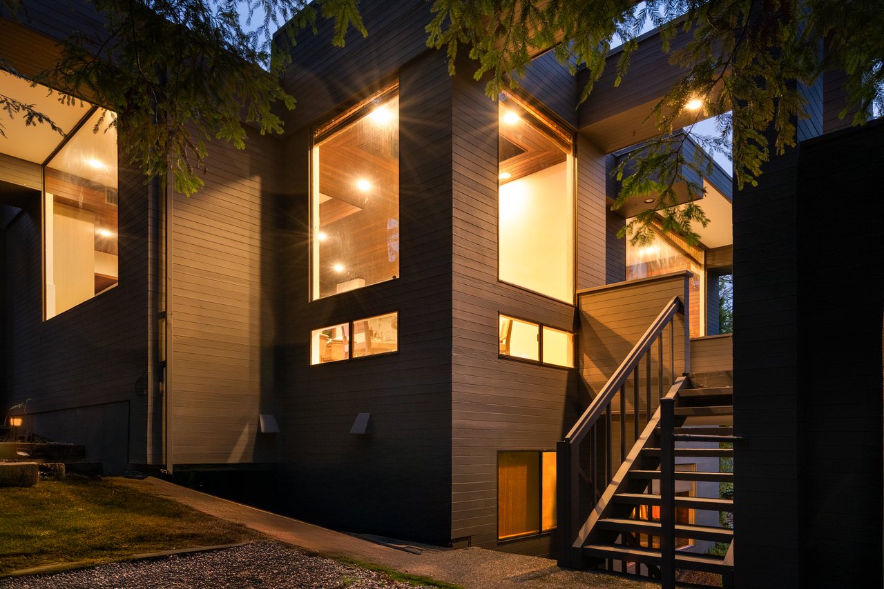 Modern Alamo Hideaway 