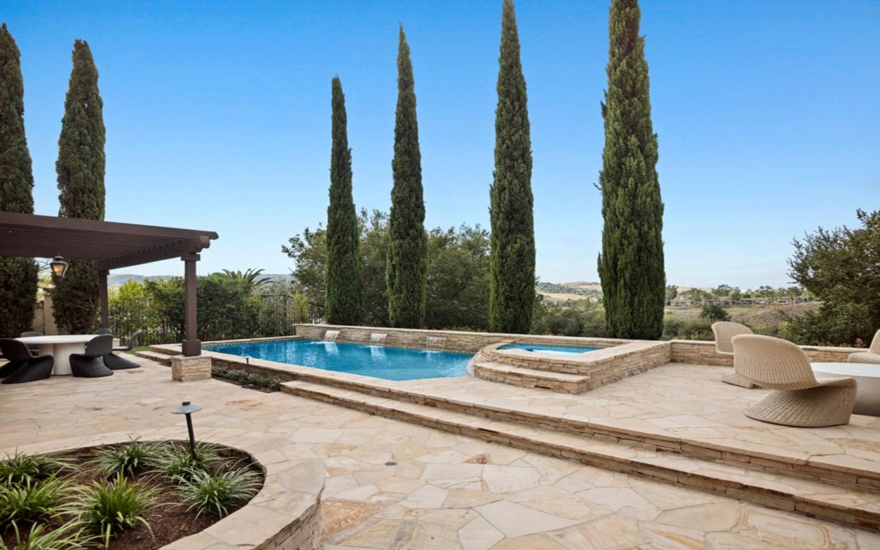 New Beautifully Remodeled Shady Canyon Villa Listing at 17 Prairie Grass in Irvine California