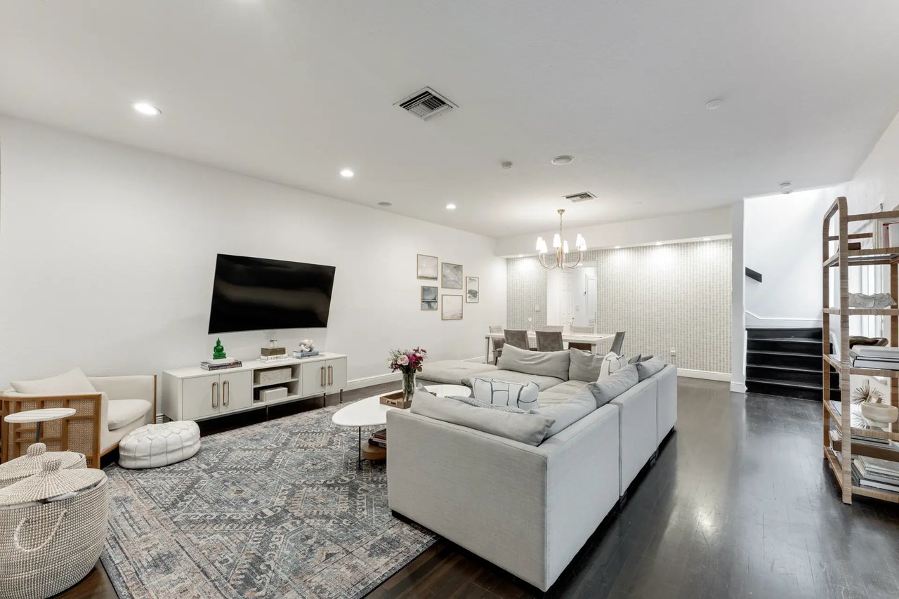 3068 Shipping Avenue