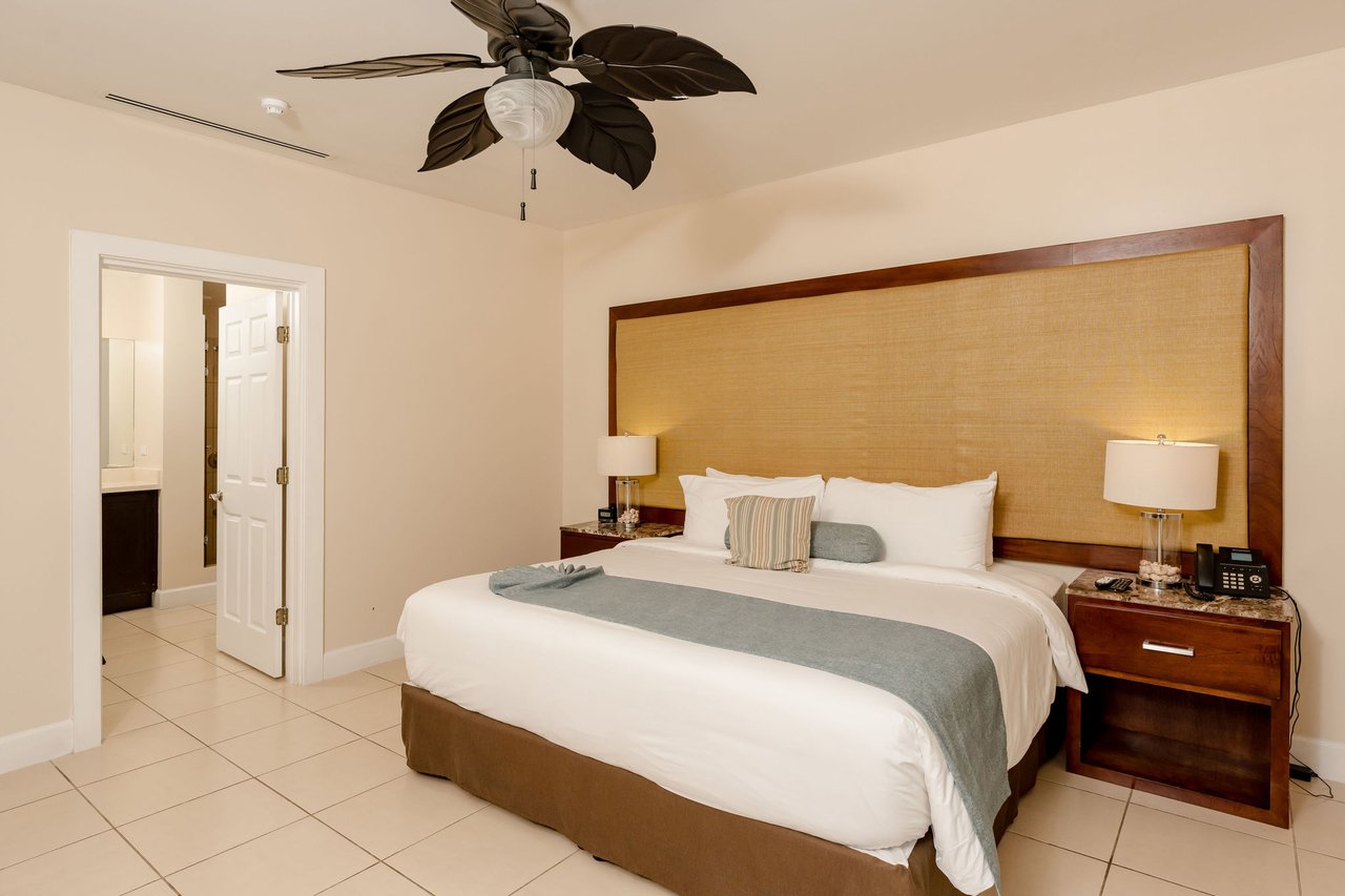 Pacifico L914, 2-Bed Condo, Playas del Coco