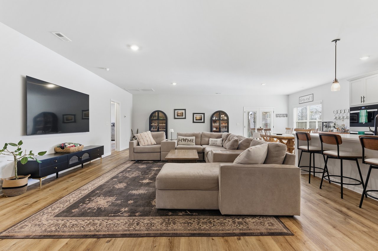 Flexible Floor Plan with Room to Grow!