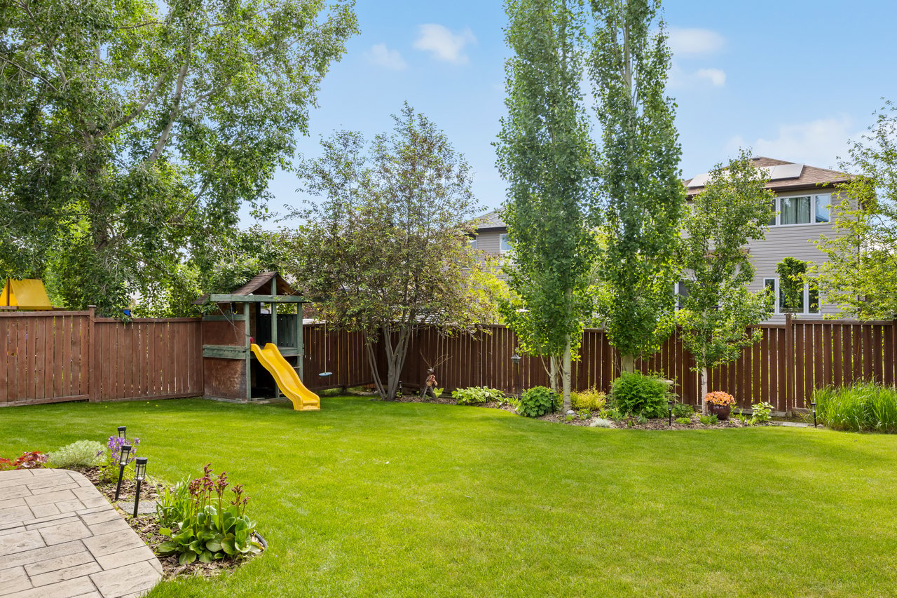 292 Tuscany Ridge View NW