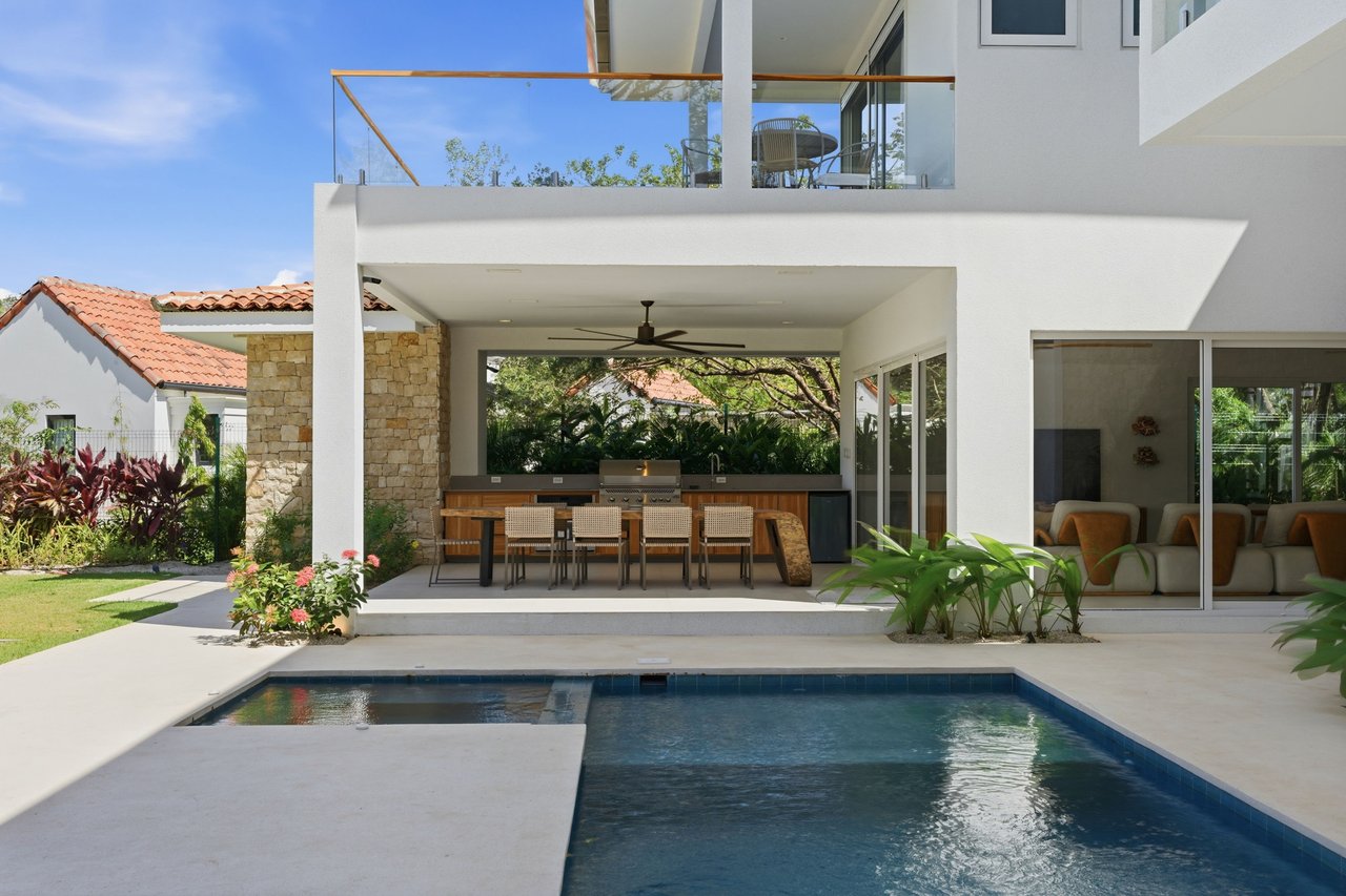 Casa Estrella de Mar | Luxury 5-Bedroom Beachside Home for Sale in Las Golondrinas, Hacienda Pinilla