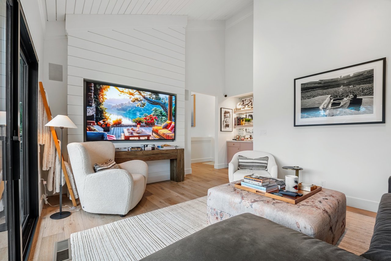 350 Deer Hollow Drive