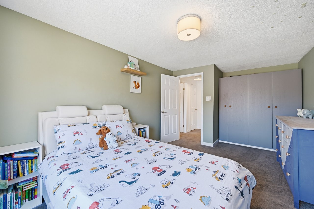 1181 Potters Wheel Cres, Oakville