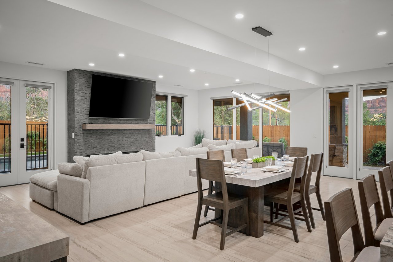 40 Roadrunner Lane