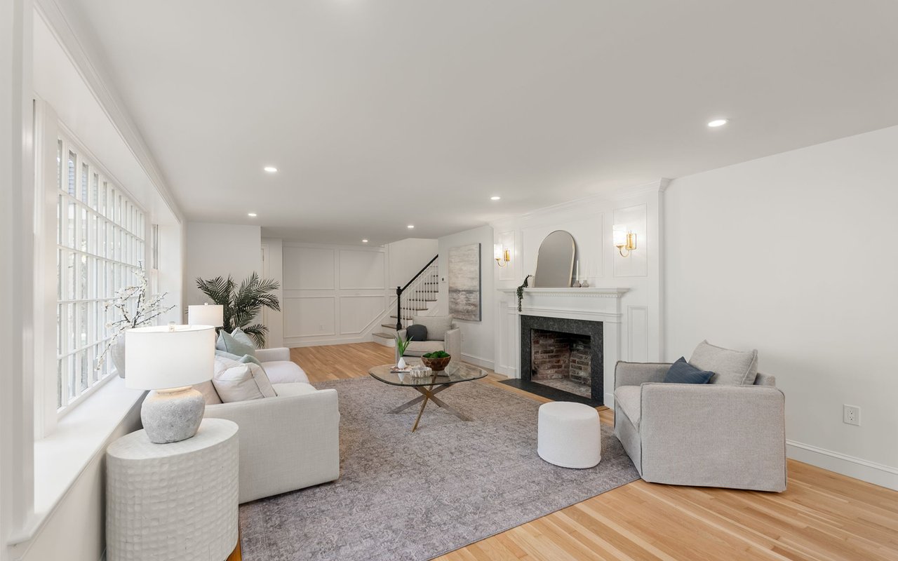 95 Sylvan Lane Weston, MA 02493