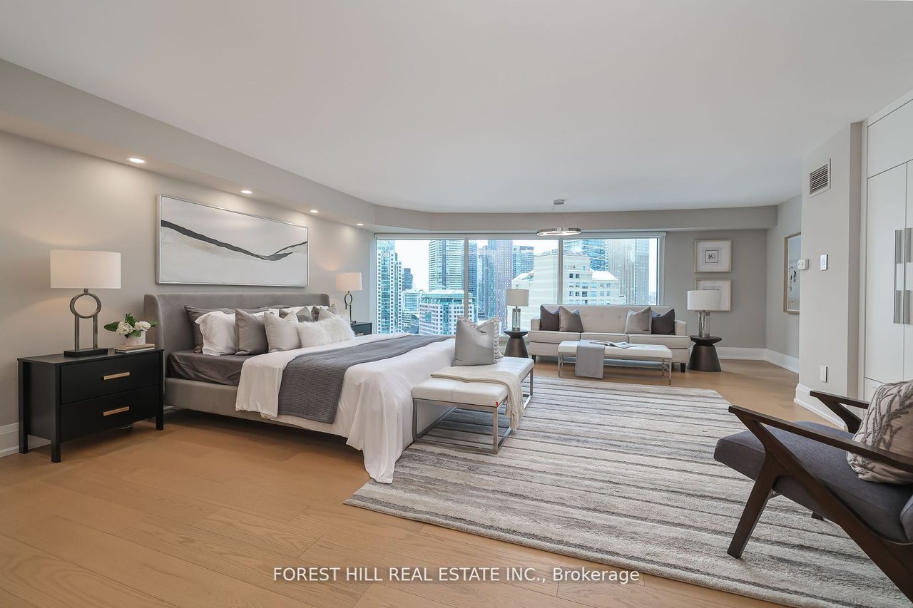 LOWER PENTHOUSE IN THE FINANCIAL DISTRICT