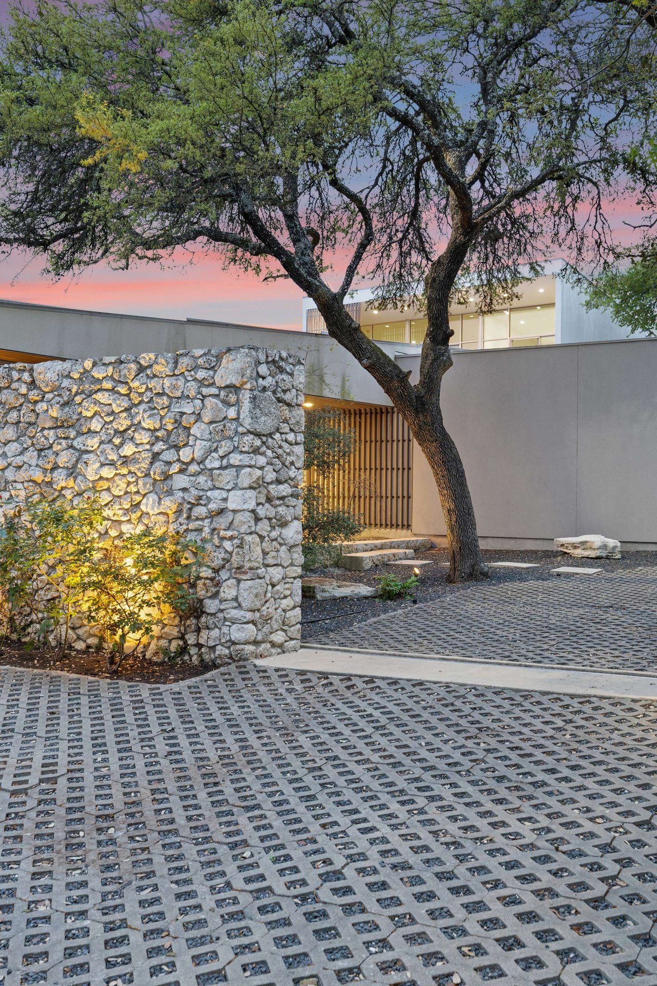 403 Graciosa Cove - Westlake Hills Modern Architectural Estate