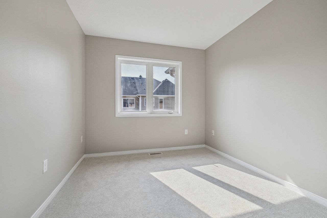 Freehold Townhouse on Quiet Court