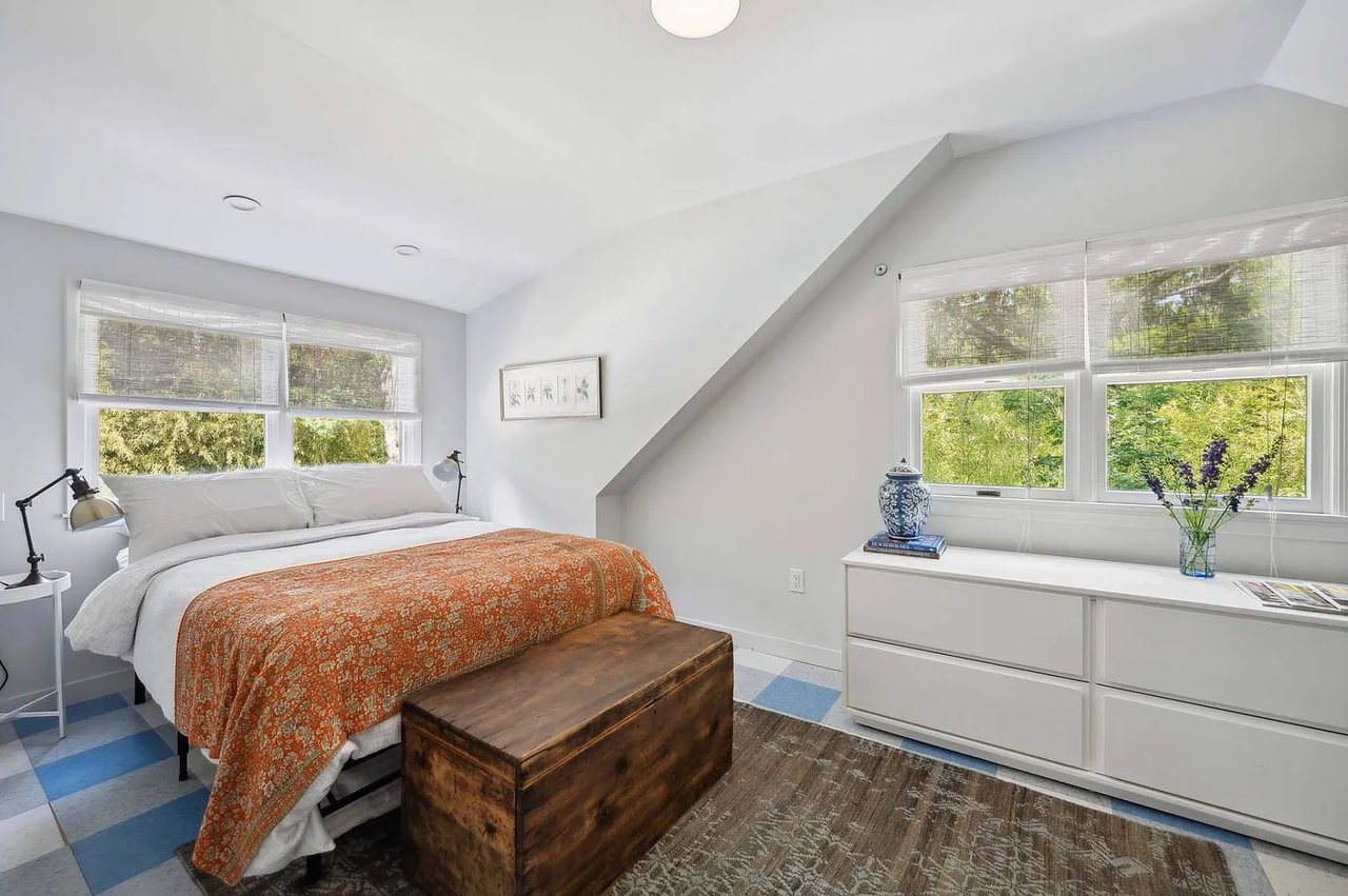 3 Holmes Lane, Hampton Bays