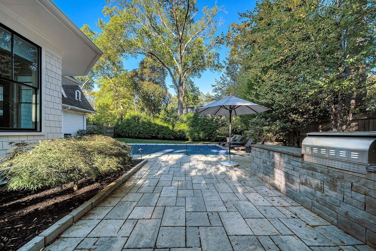 48 Country Club Road