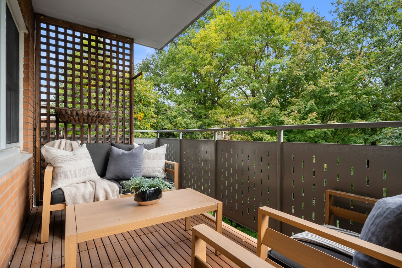 21 Dale Ave 845