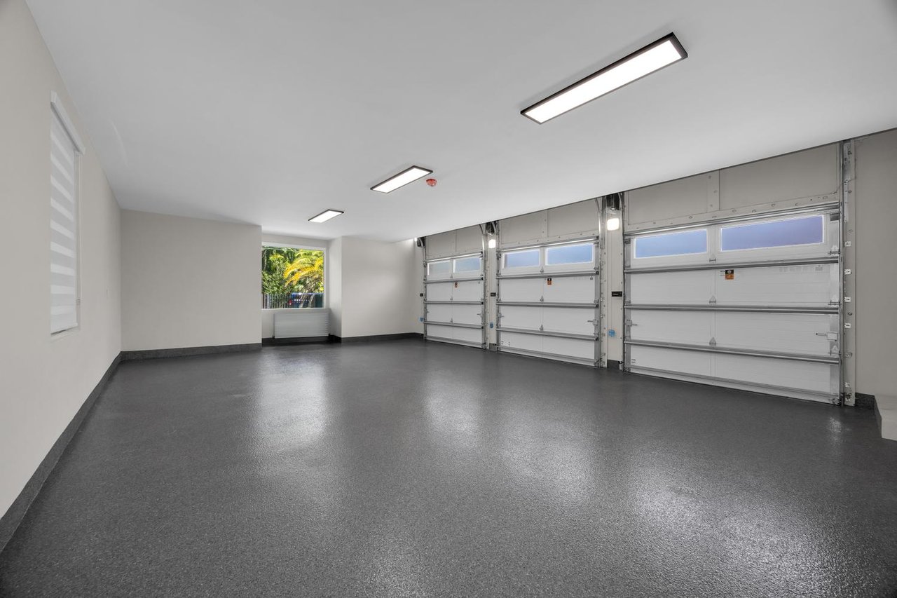 JUST LISTED: Modern Luxury Estate at 11240 SW 95th Street