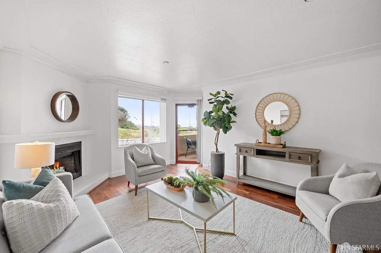 875 La Playa St Apt 182