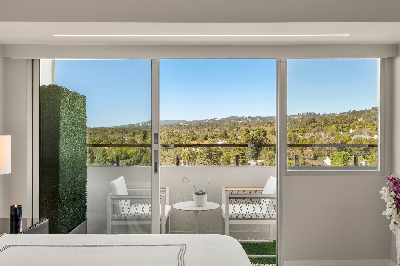 838 N Doheny Dr Unit: 1202, West Hollywood