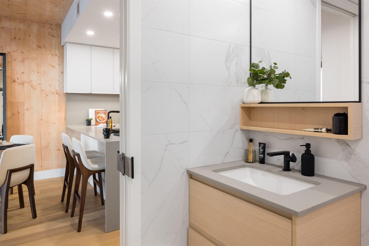 310 Salter St, #402
