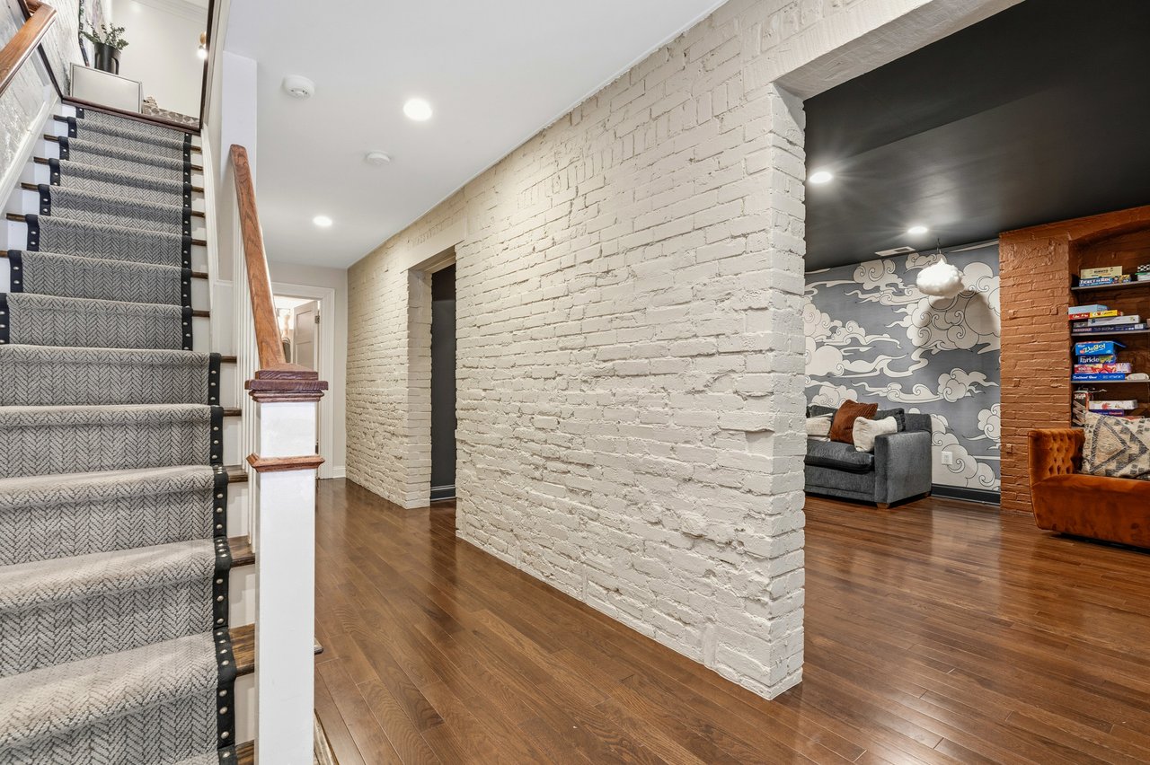 Luxury Dupont Circle Rental Listing