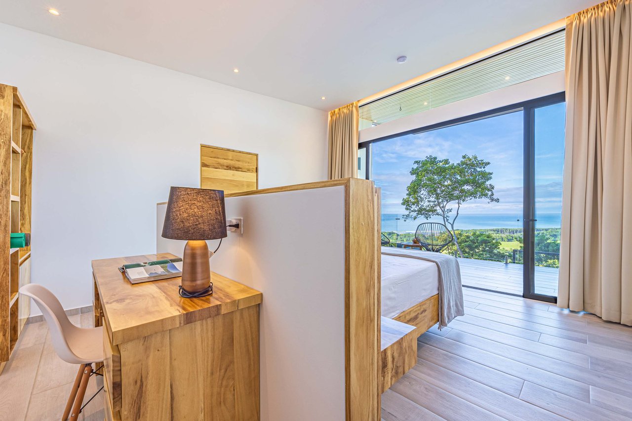 Exclusive Luxury Villa with Infinity Pool