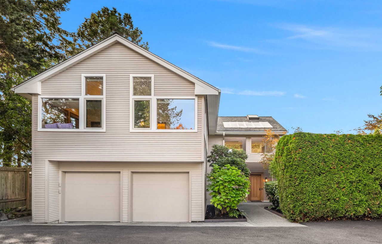 10245 Marine View Drive SW