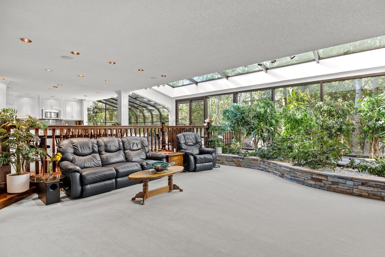7 Biggar Heights Bay