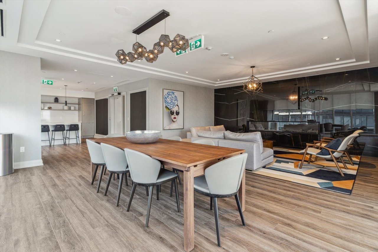 #403 - 212 King William Street