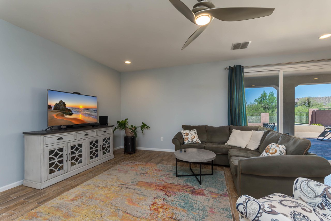 7250 W Secret Bluff Pass