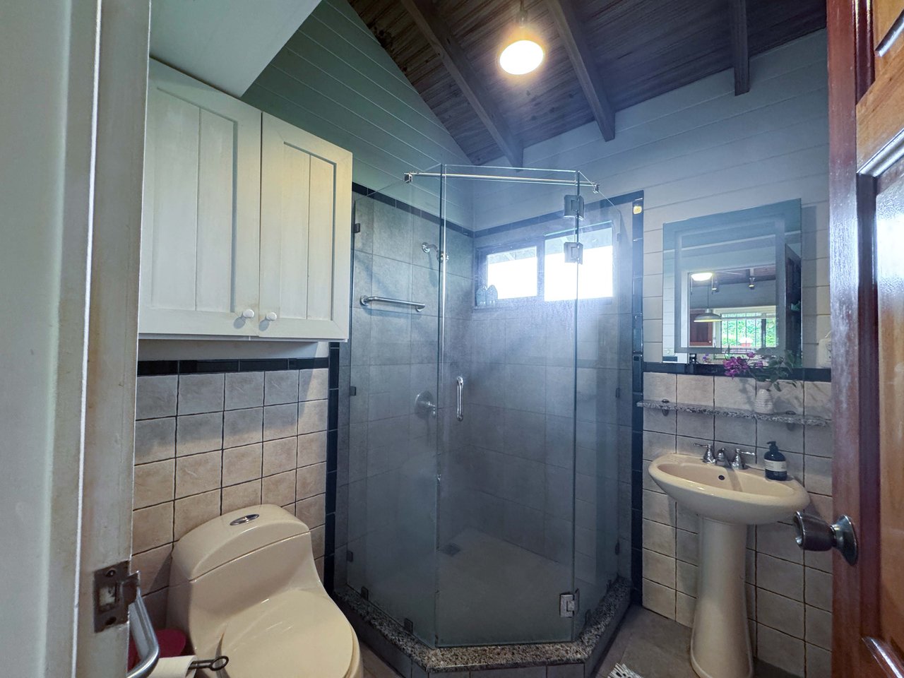 Baru, 2 bdrm home + studio casita Diamonte waterfall view