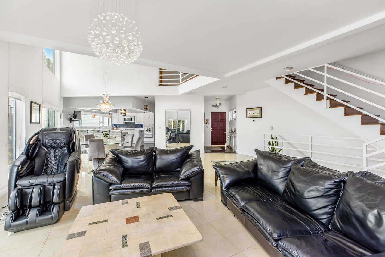 2350 San Marco Dr