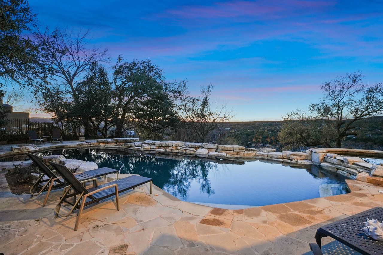 3800 Hunterwood Point