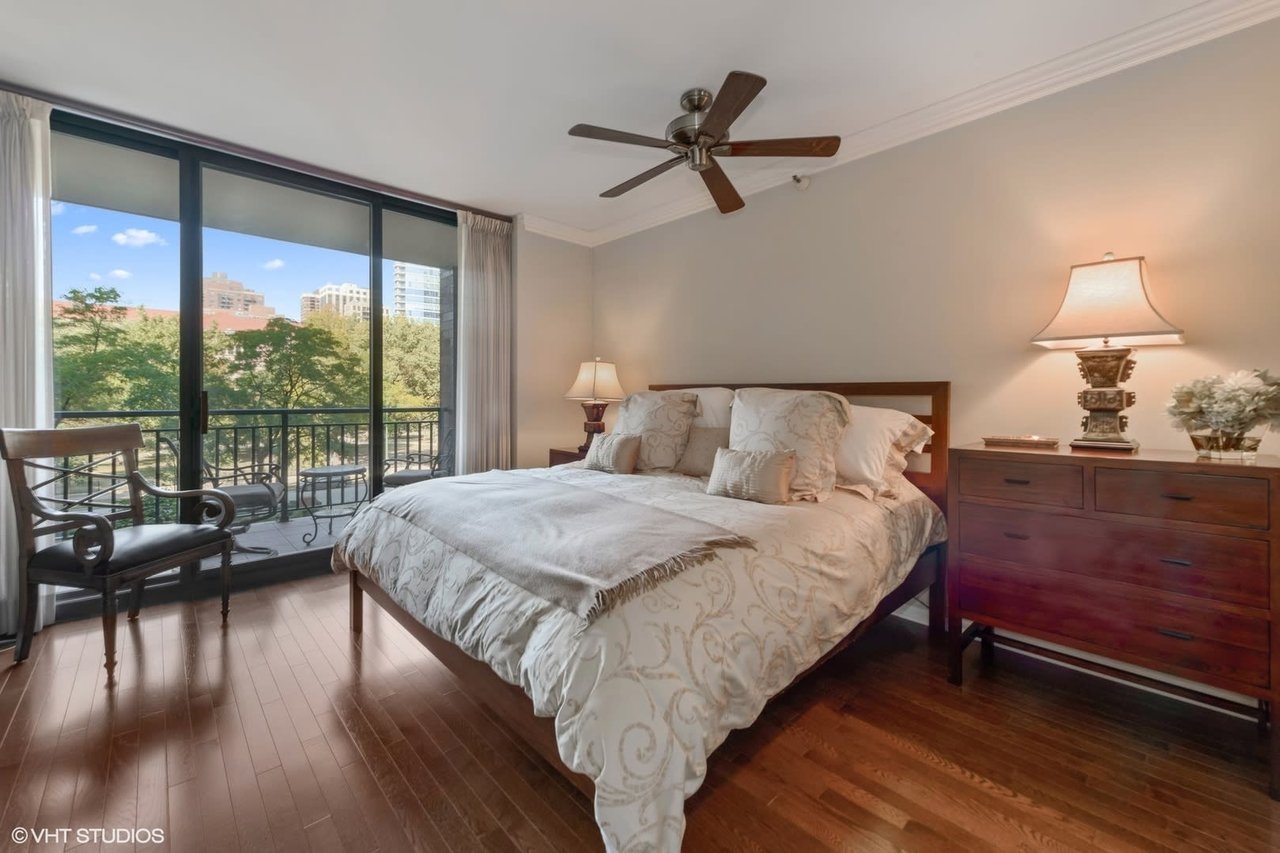 55 W Delaware Pl Unit 313