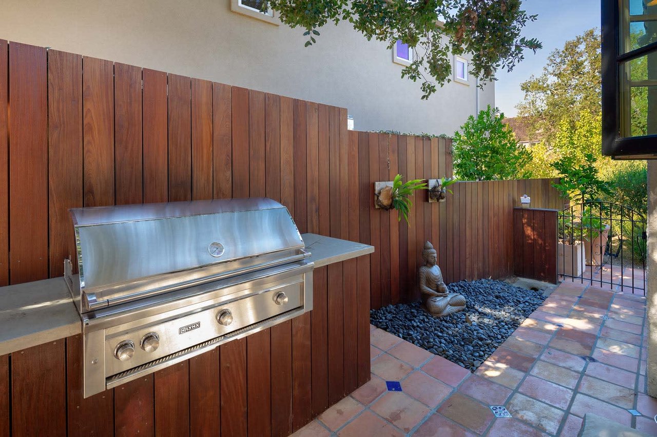 151 Meadowcroft Drive, San Anselmo