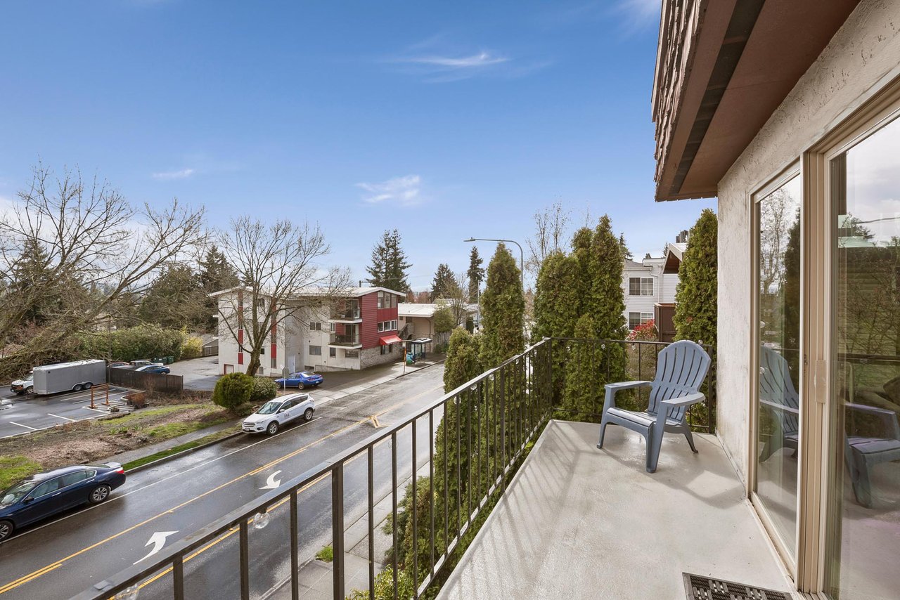 6519 35th Ave NE #201