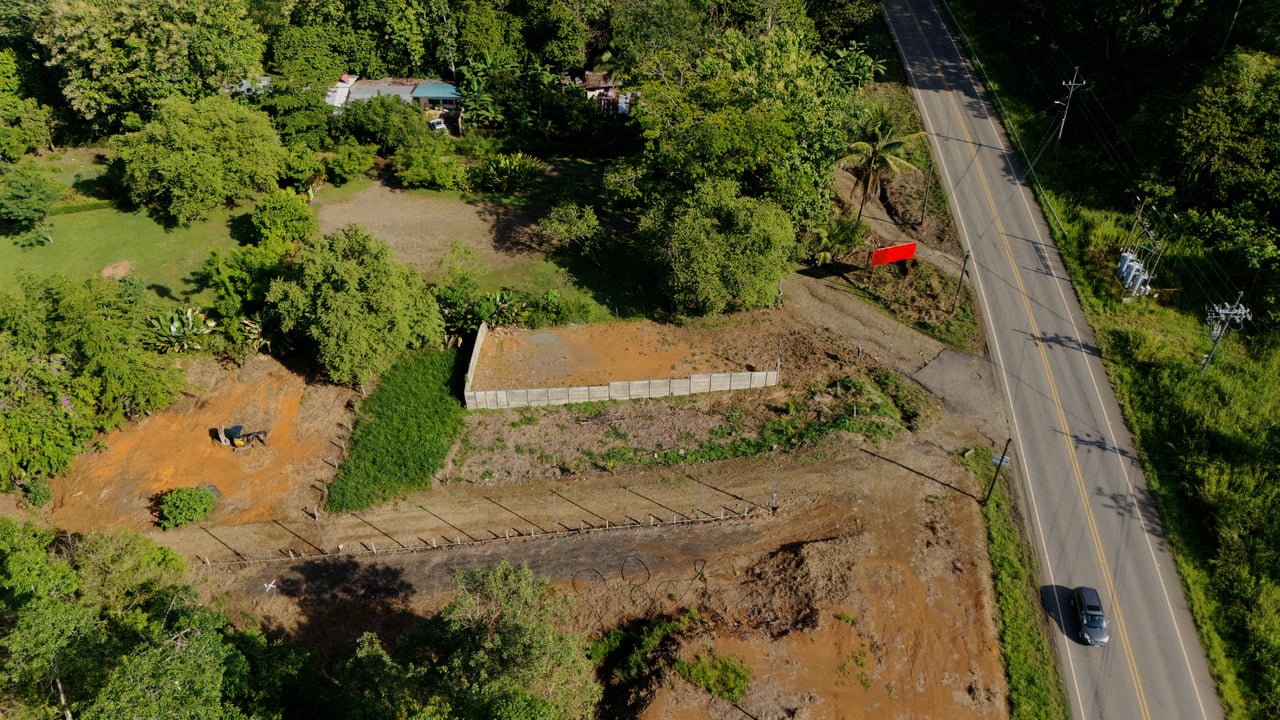 Commercial Lot in Uvita, Ready to Build.