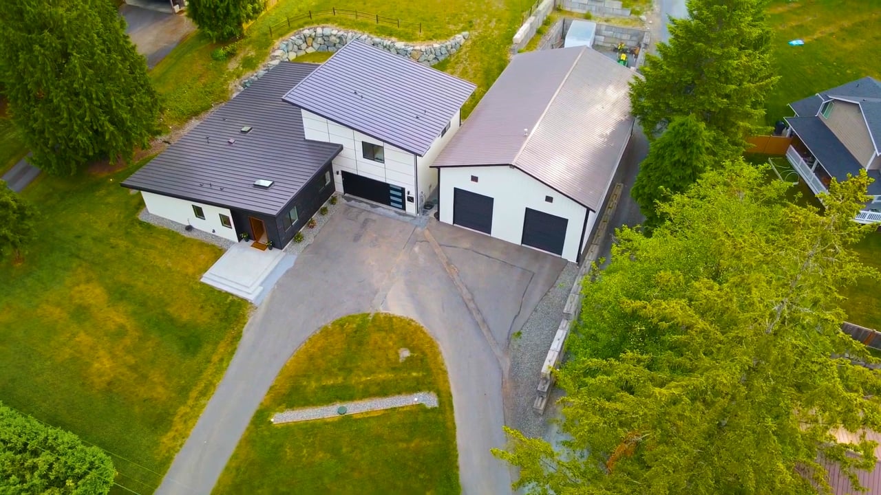 21708 57th Ave SE Woodinville, WA 98072