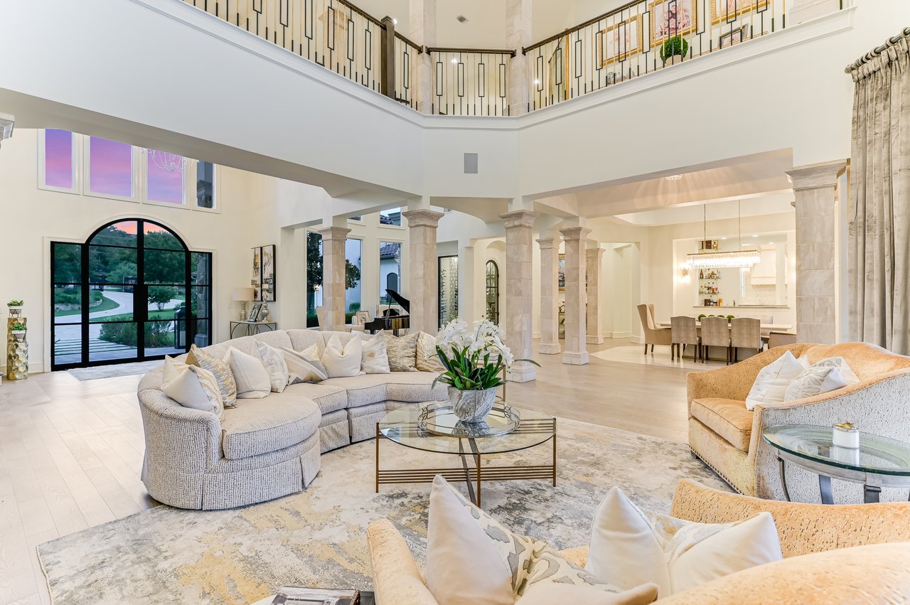 Extraordinary Lake Austin Compound