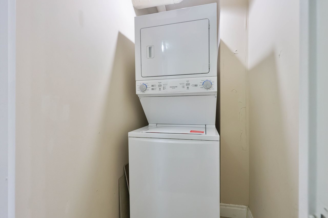 2109-350 Webb Drive, Mississauga