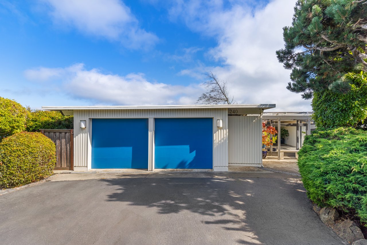 240 Loma Ave
