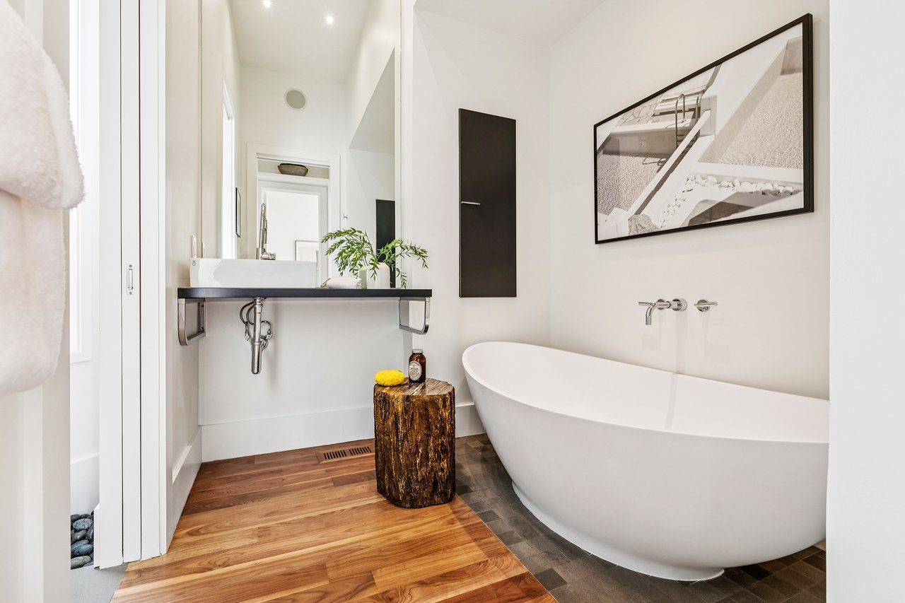 2459 Buchanan Street