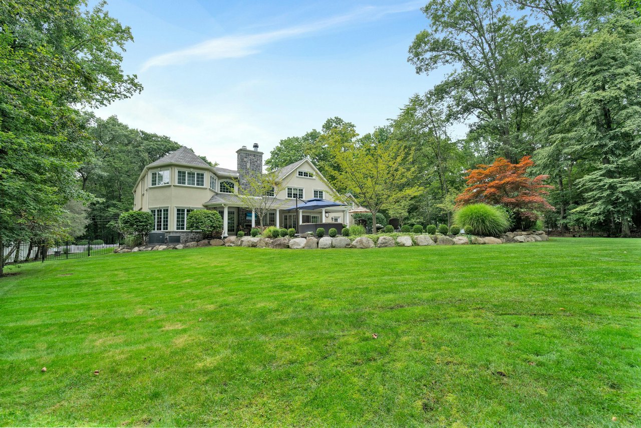 34 Deerhorn Trail