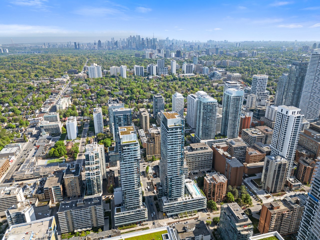 161 Roehampton Avenue, Suite 805