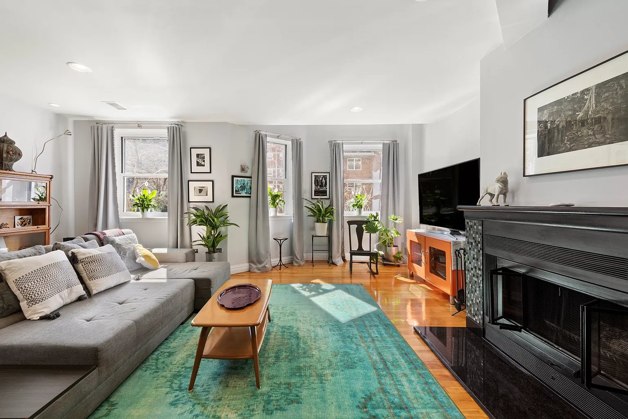 357 West 29th St, #1A