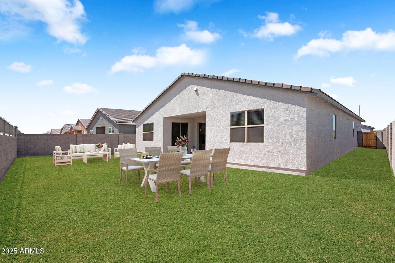 4811 W HUNTER Trail