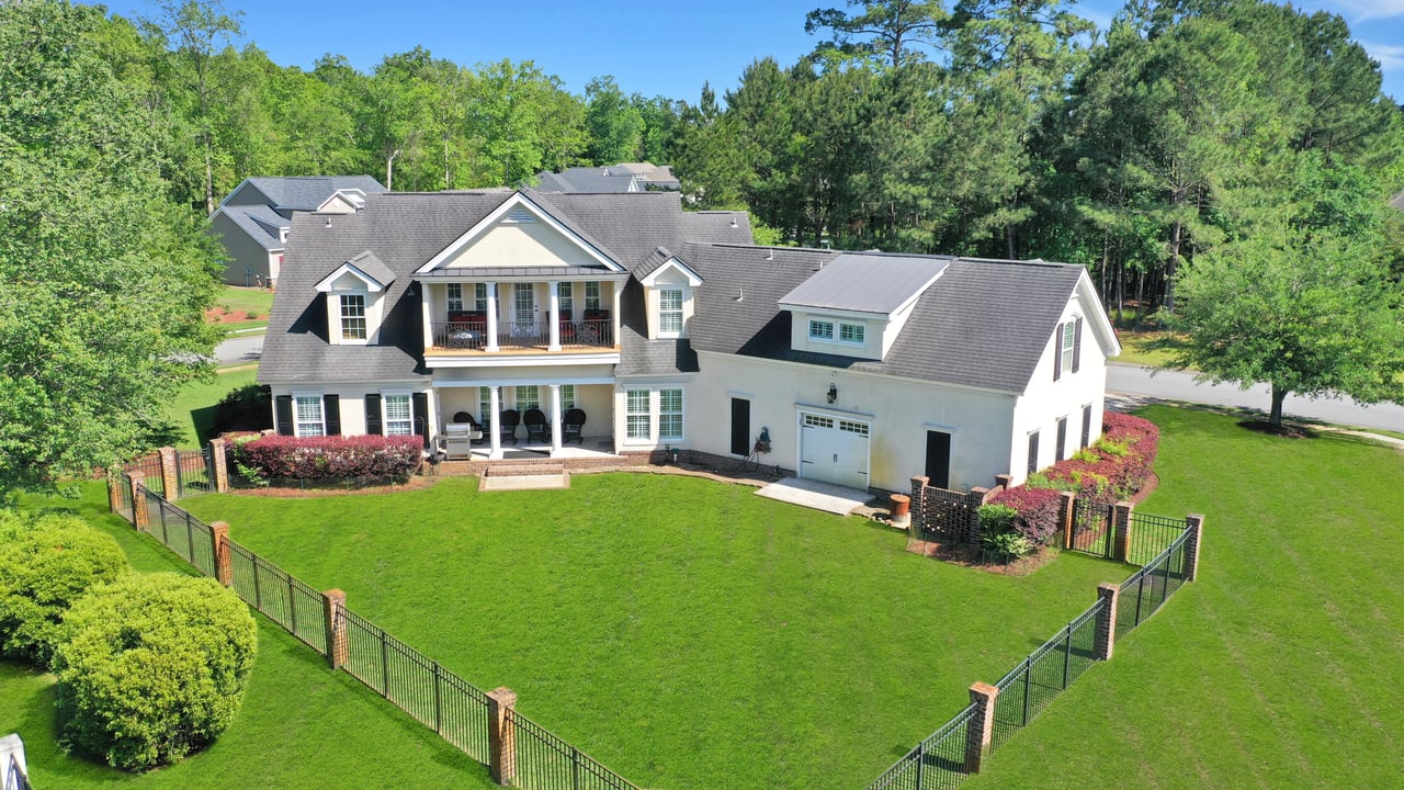 2 Misty Marsh Dr