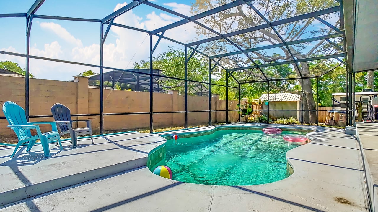 Peaceful 5-Bedroom Home in Altamonte Springs
