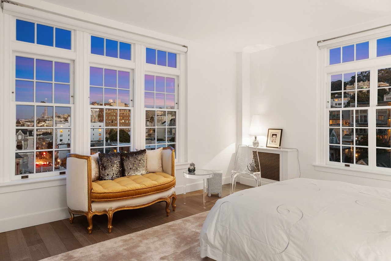 Magnificent Apartment at The Heights